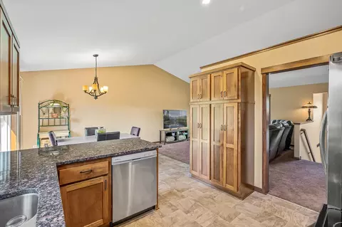 2741 Davis St S, Cambridge, MN 55008 photo 4