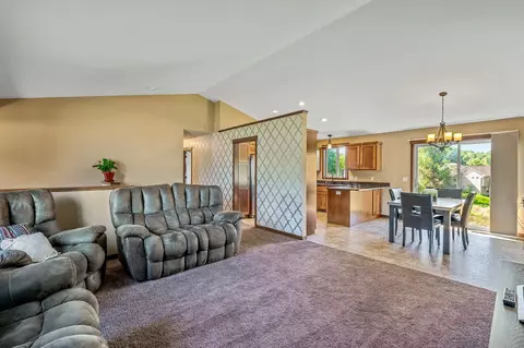 2741 Davis St S, Cambridge, MN 55008 photo 13