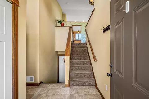 2741 Davis St S, Cambridge, MN 55008 photo 9