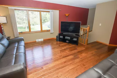 Living - 11053 Norway Rd, Avon, MN 56310 photo 2 of 7