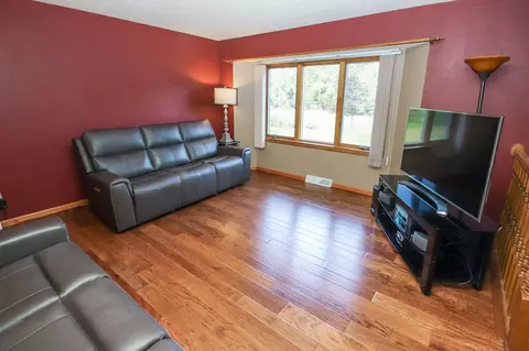 Living - 11053 Norway Rd, Avon, MN 56310 photo 3 of 7