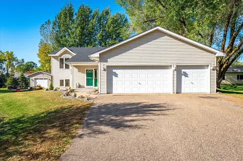 27820 Lamar Ave, Chisago City, MN 55013