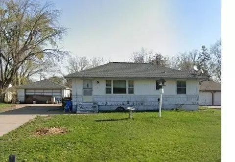 605 114th Ave NW, Minneapolis, MN 55448