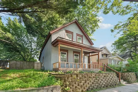 889 York Ave, Saint Paul, MN 55106