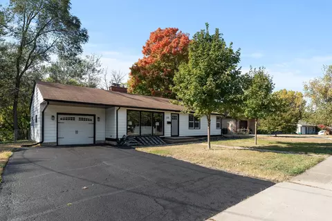 2066 Flag Ave S, Minneapolis, MN 55426