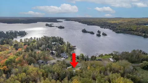 4724 Differding Point Rd, Eveleth, MN 55734 photo 2