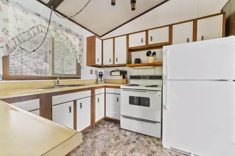 4724 Differding Point Rd, Eveleth, MN 55734 photo 11