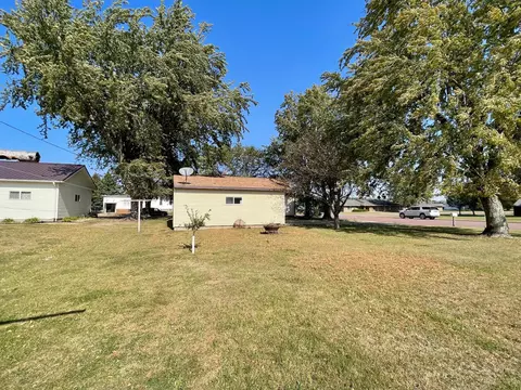 200 Ochre St W, Comfrey, MN 56019 photo 43