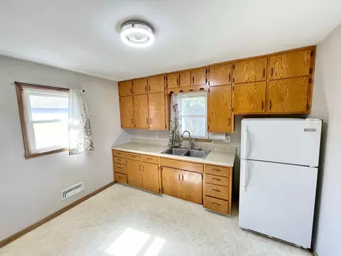 200 Ochre St W, Comfrey, MN 56019 photo 11