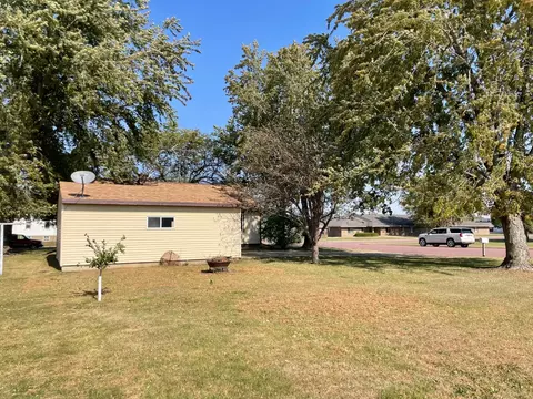 200 Ochre St W, Comfrey, MN 56019 photo 44