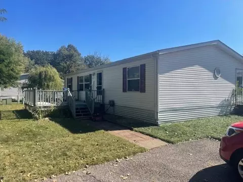 9225 Quemoy St NE, Blaine, MN 55449