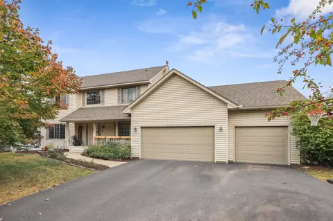 3405 Rolling Hills Dr, Eagan, MN 55121