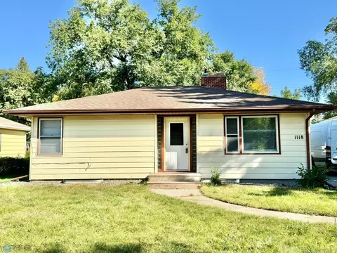 1118 4th St S, Moorhead, MN 56560