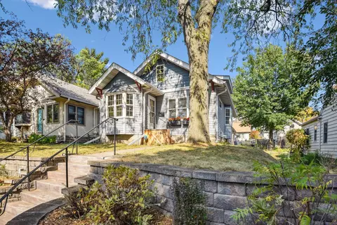 1447 Wellesley Ave, Saint Paul, MN 55105