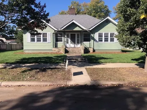 729 Mckinley Pl S, Saint Cloud, MN 56301