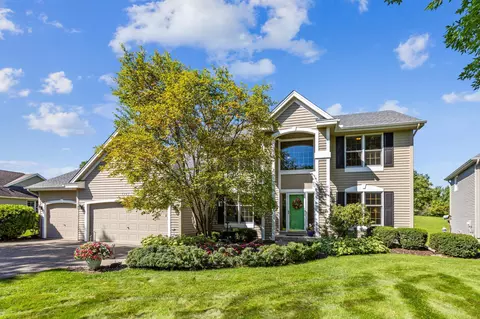 3345 Olive Ln N, Plymouth, MN 55447