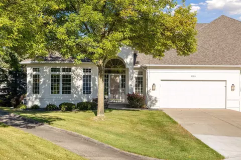 16555 Irwin Ct, Lakeville, MN 55044