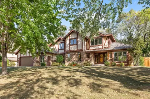 13362 Kerry Ln, Eden Prairie, MN 55346