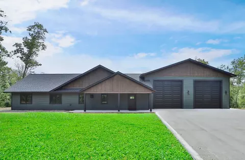7577 Red Oak Rd, Pequot Lakes, MN 56472