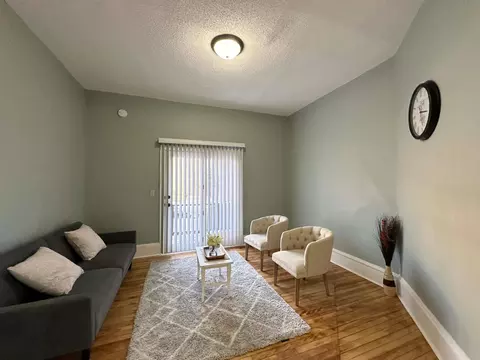 1005 E 19th St, Minneapolis, MN 55404 photo 5