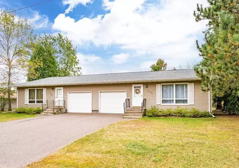 1504 Sahlman Ave, Cloquet, MN 55720