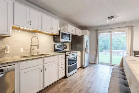 10 Circle Dr, Circle Pines, MN 55014 photo 18