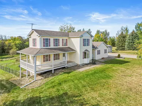 401 S Sutton Lake Blvd, Jordan, MN 55352
