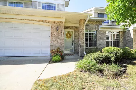 9649 Belmont Ln, Eden Prairie, MN 55347