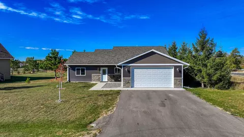 2008 Whiting Rd NW #1, Bemidji, MN 56601