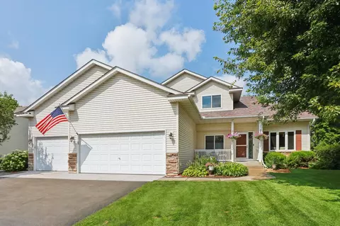 15942 Crane St NW, Andover, MN 55304
