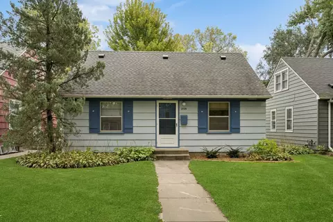 2729 Edgewood Ave S, Minneapolis, MN 55426
