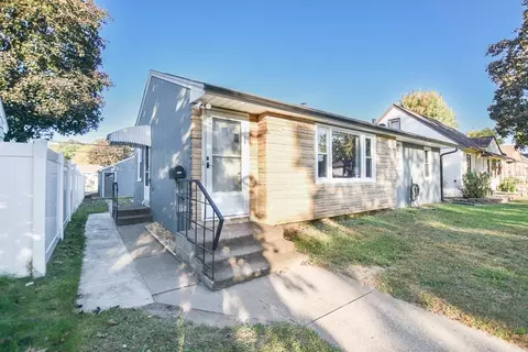1128 6th Ave S, South Saint Paul, MN 55075
