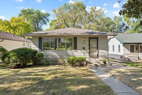 3815 Abbott Ave N, Robbinsdale, MN 55422