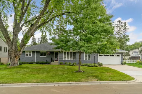 6005 Tingdale Ave, Edina, MN 55436