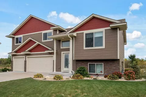 31099 Regal Ave, Shafer, MN 55074