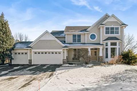9795 Sierra Trl, Eden Prairie, MN 55347