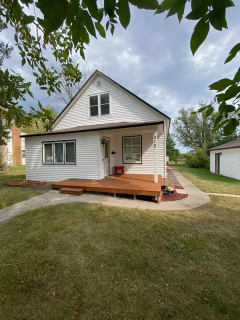 312 N Brandt Ave, Fosston, MN 56542