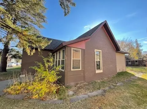Exterior - 1306 Oak St, Brainerd, MN 56401 photo 3 of 5