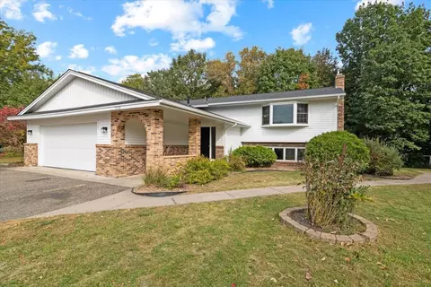 1532 Meadow Ln, Maple Plain, MN 55359 photo 4