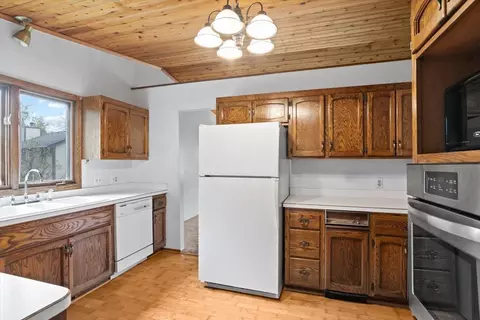1532 Meadow Ln, Maple Plain, MN 55359 photo 18