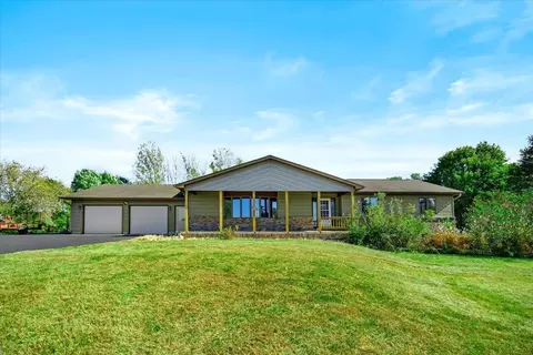 1839 100th St, Star Prairie, WI 54017