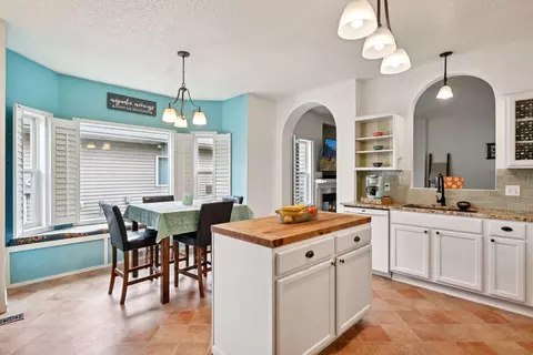 118 Garner Cir, Montrose, MN 55363