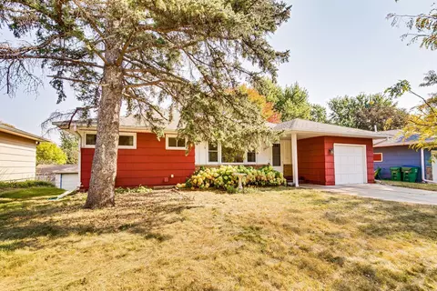 1415 Independence Ave S, Saint Louis Park, MN 55426