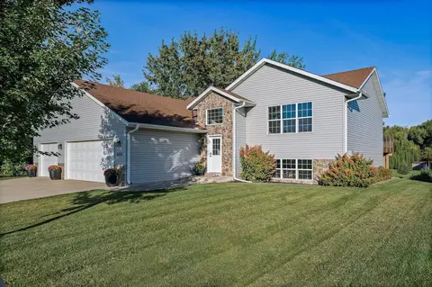 5075 Ingram Ave SW, Howard Lake, MN 55349