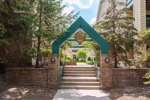 7618 York Ave S #1311, Edina, MN 55435