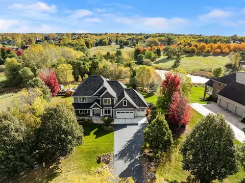21451 Bitterbush Pass, Prior Lake, MN 55372