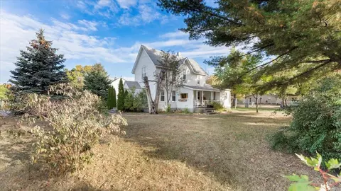 130 Division St N, Rice, MN 56367