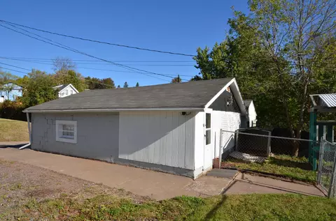 2317 W 7th St, Duluth, MN 55806 photo 4