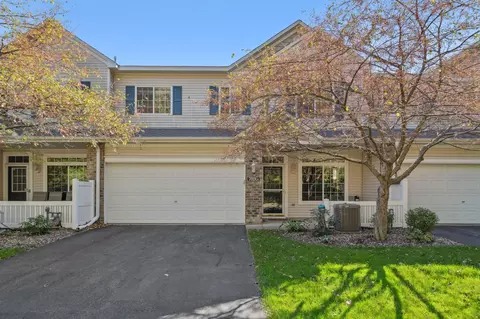 702 Maple Hills Dr #G, Maplewood, MN 55117