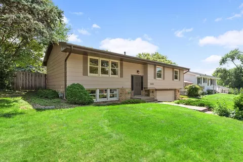 3909 Fordham Dr NE, Saint Anthony, MN 55421